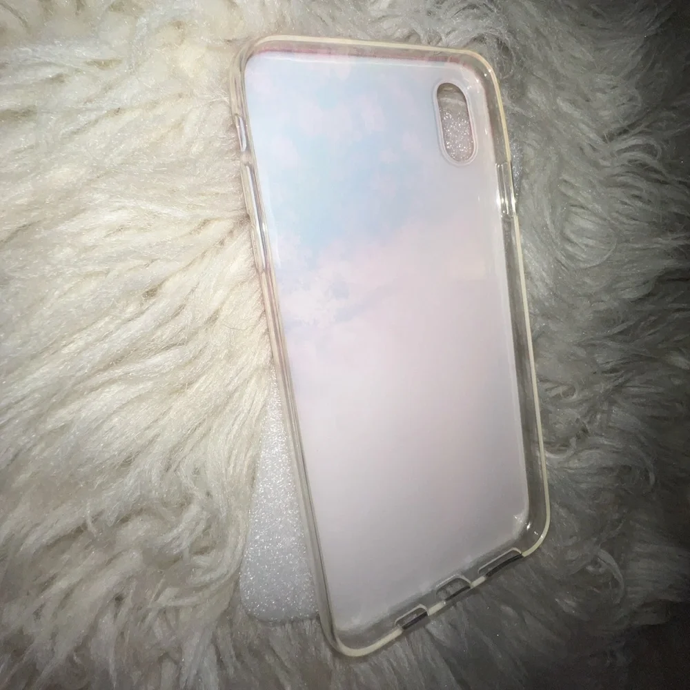 Iphone 11 Rose Silicone Cover